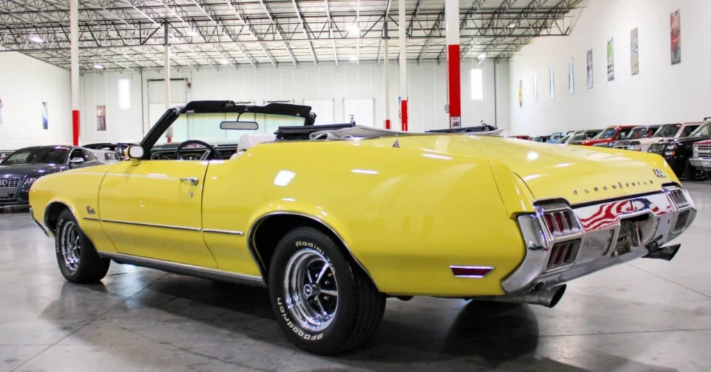 1972 Oldsmobile 442 Sunfire Convertible side look