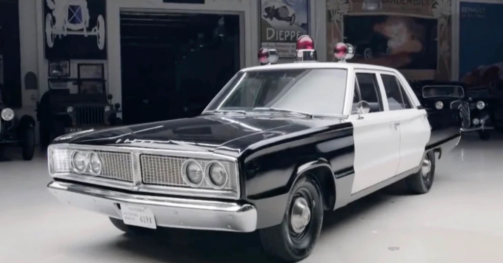 Jay Leno’s 1966 Dodge Coronet HEMI front-side look